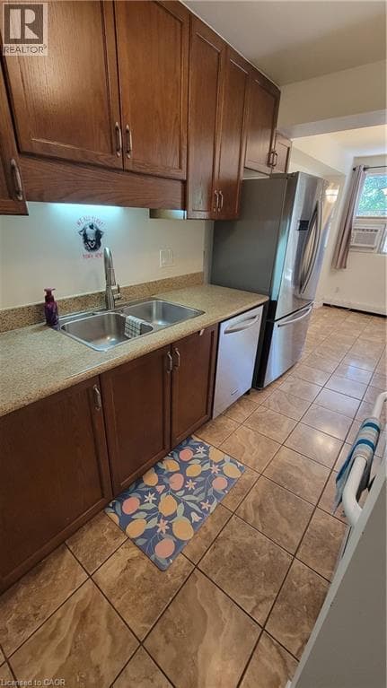 793 COLBORNE Street Unit# 114 photo 5