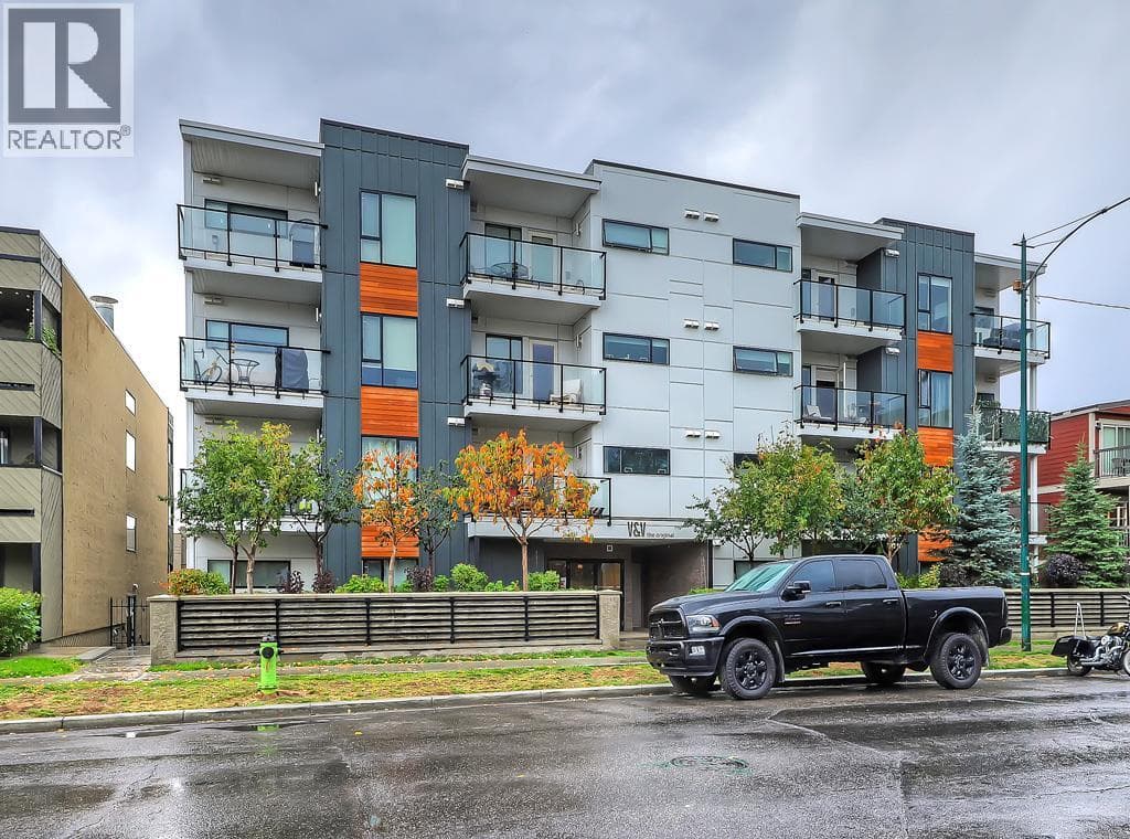 2 bed 1 bath single family at 208, 1521 26 Avenue SW — $299,999