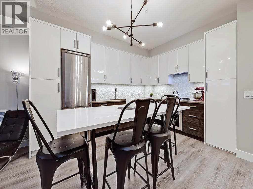 208, 1521 26 Avenue SW photo 5