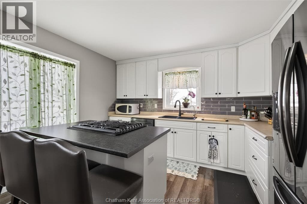 20385 Port ROAD photo 4