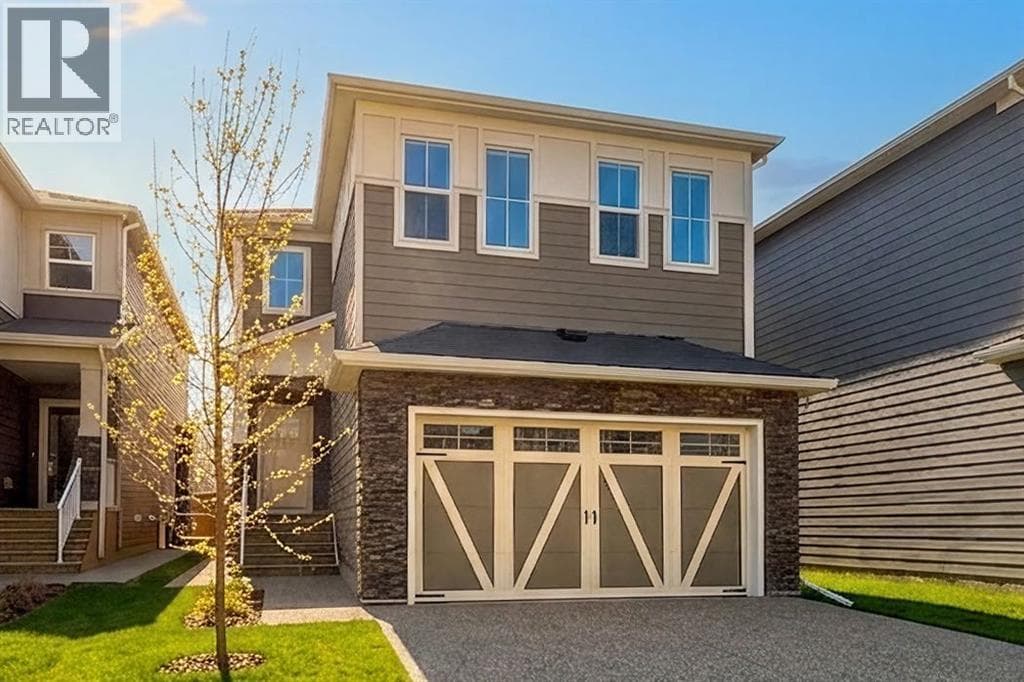3 bed 3 bath single family at 58 Westland Park SW — $1,249,900