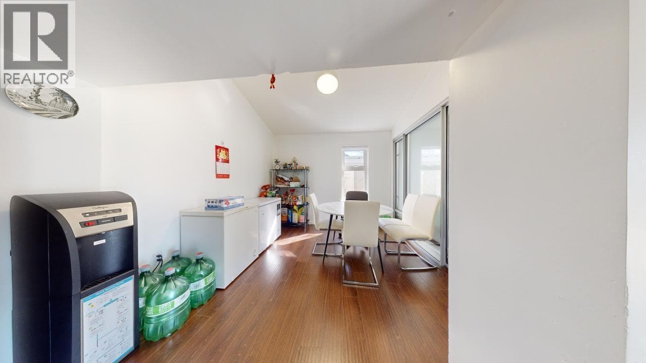 7920 FROBISHER DRIVE photo 3