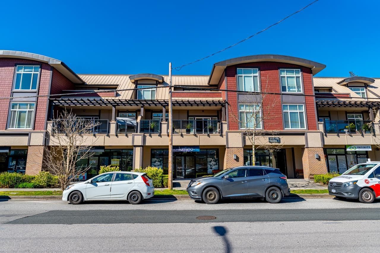 4 14885 60 AVENUE photo 2