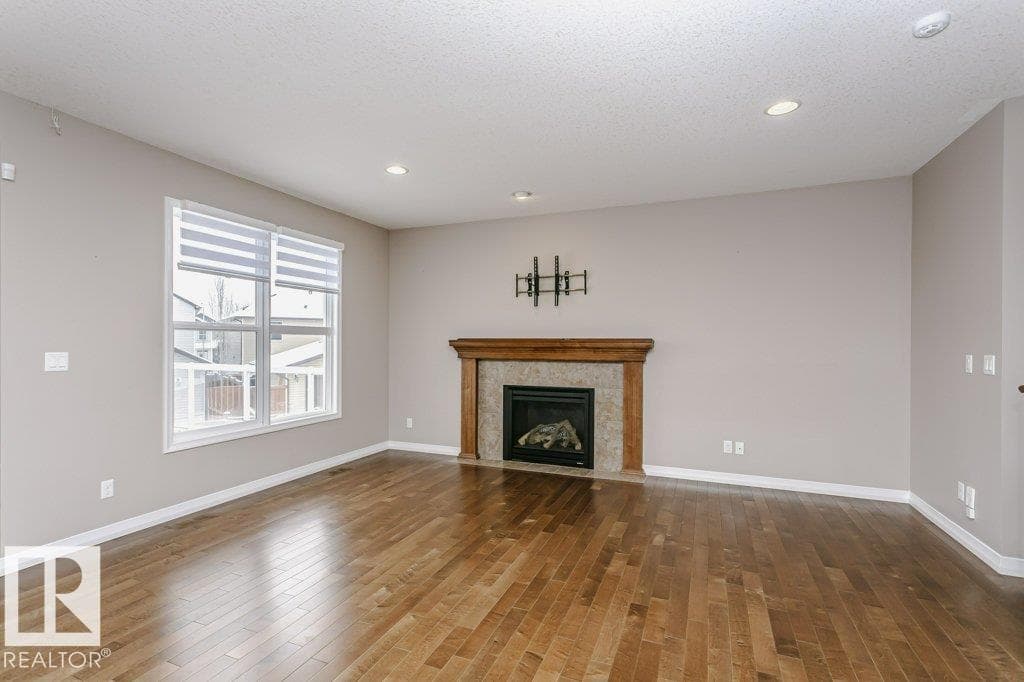 16861 58A ST NW NW photo 4