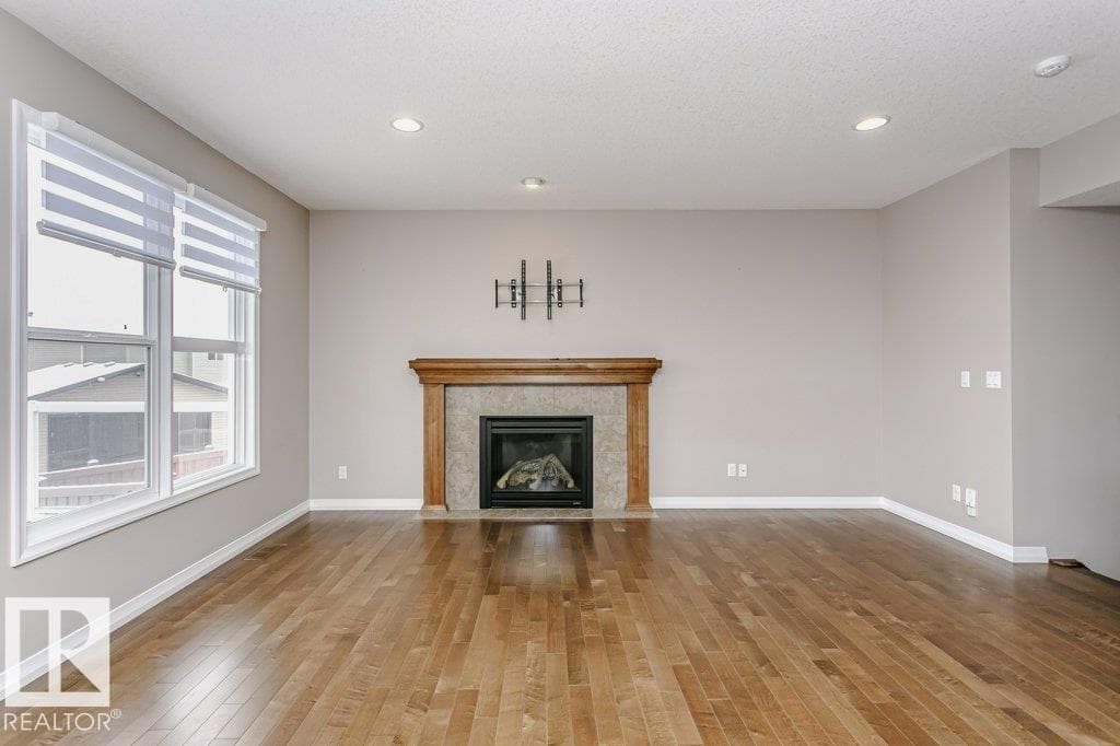 16861 58A ST NW NW photo 5
