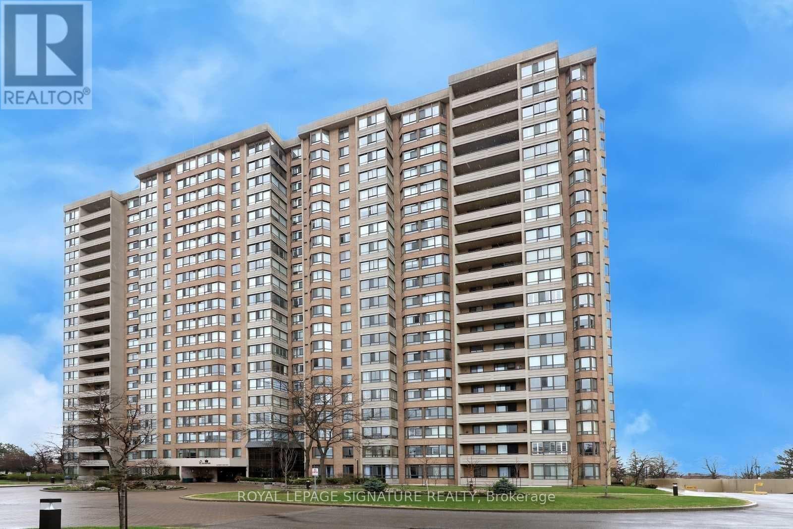 3 bed 2 bath single family at 1101 - 100 COUNTY COURT BOULEVARD — $469,000