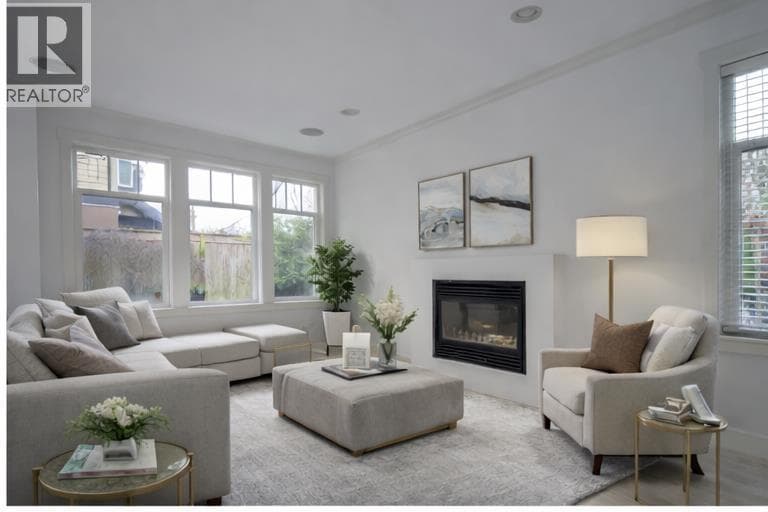 9 4780 55B STREET photo 2