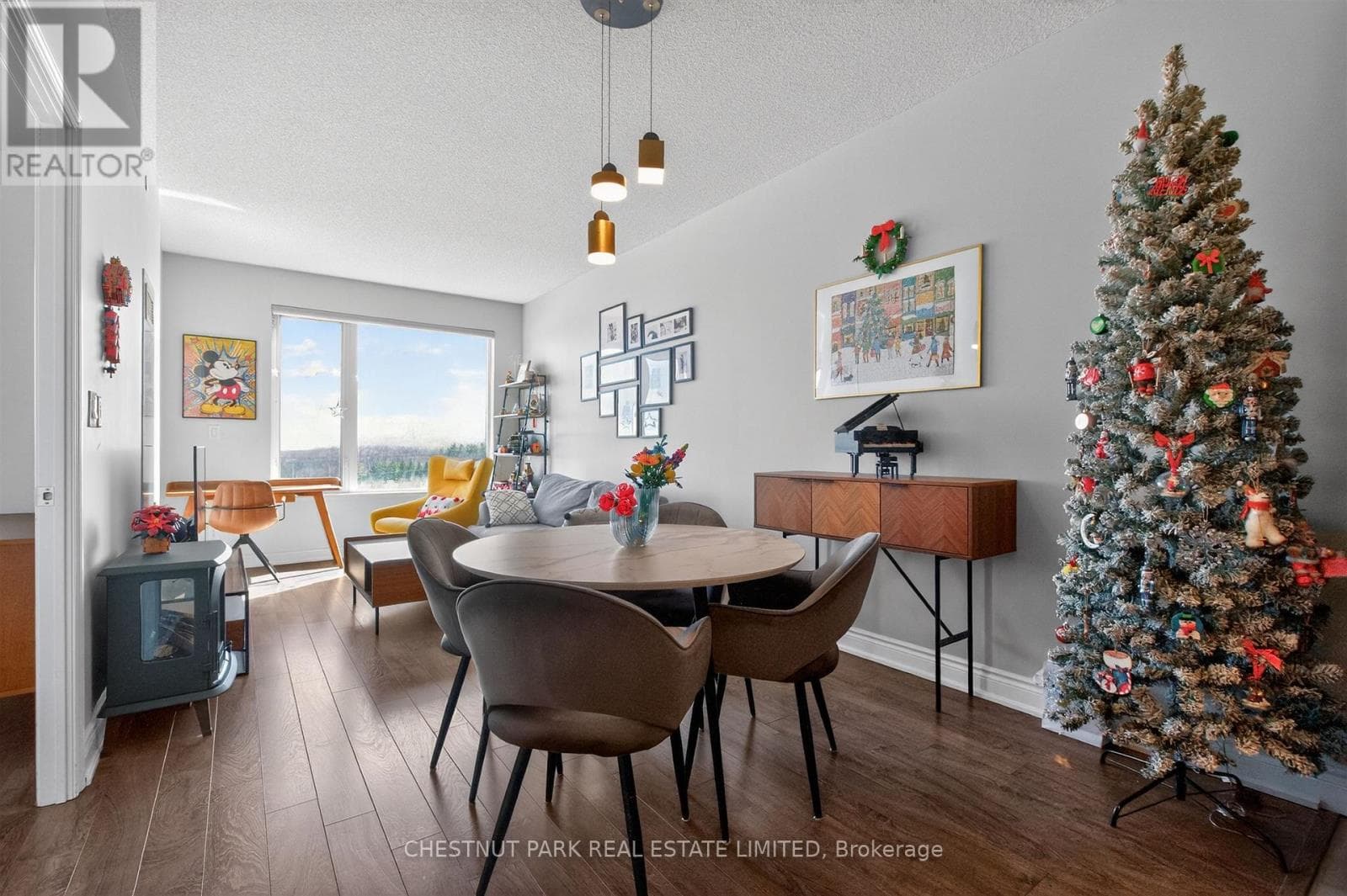 2 bed 1 bath single family at 1109 - 277 SOUTH PARK ROAD — $528,000