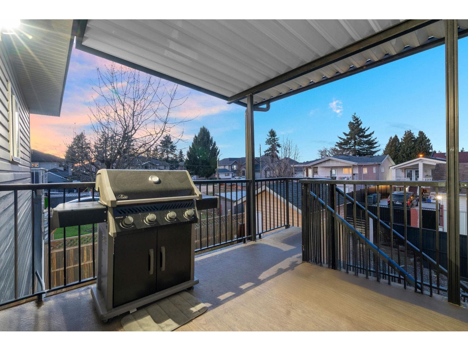 13469 80 AVENUE photo 3