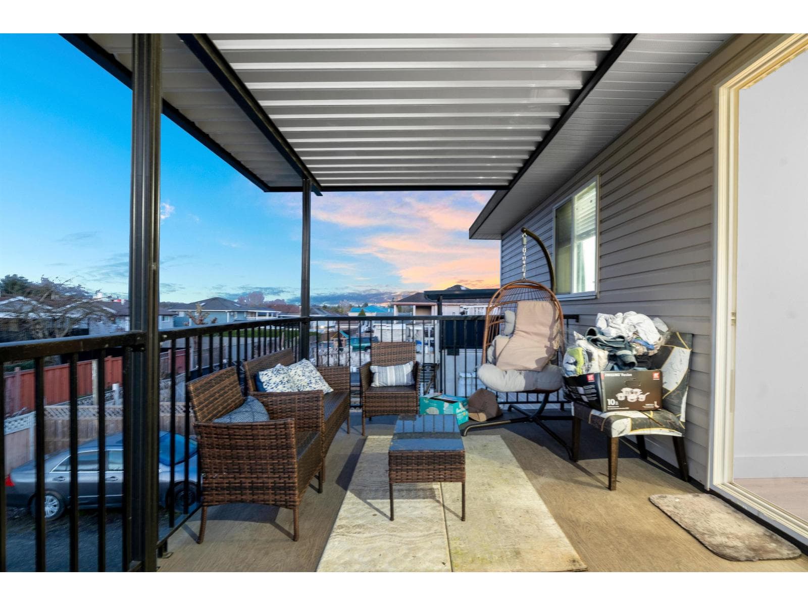 13469 80 AVENUE photo 4