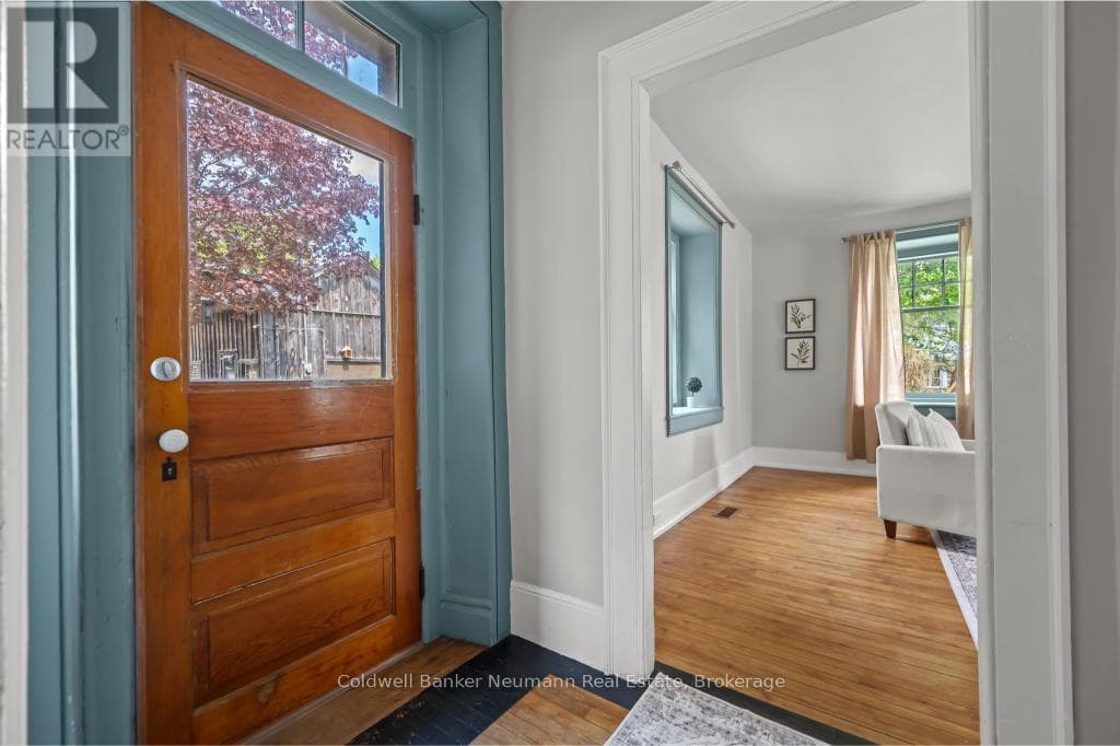 52 BROCK ROAD S photo 3