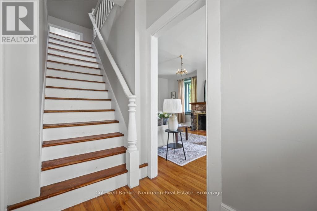 52 BROCK ROAD S photo 4