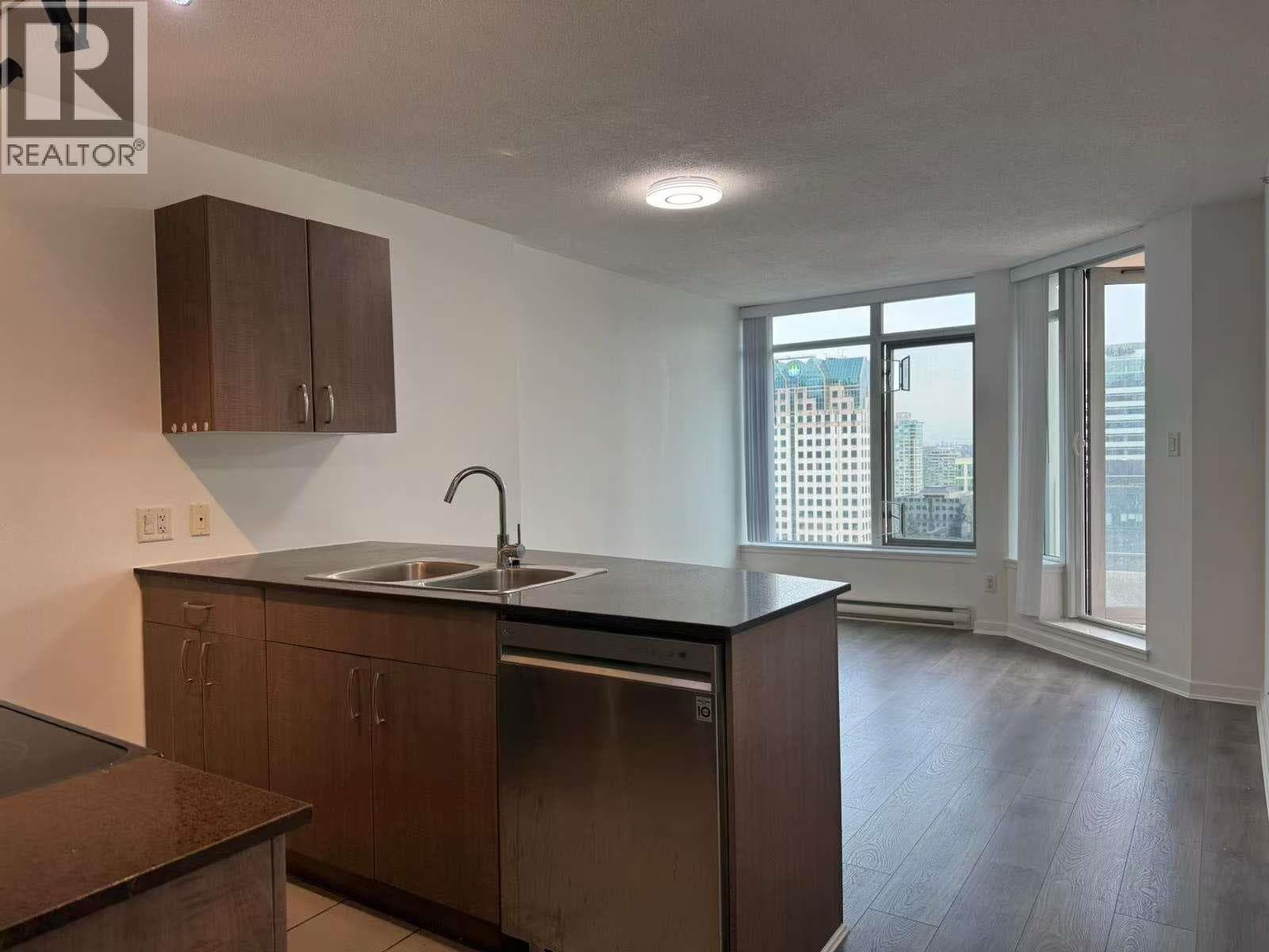 1715 610 GRANVILLE STREET photo 4