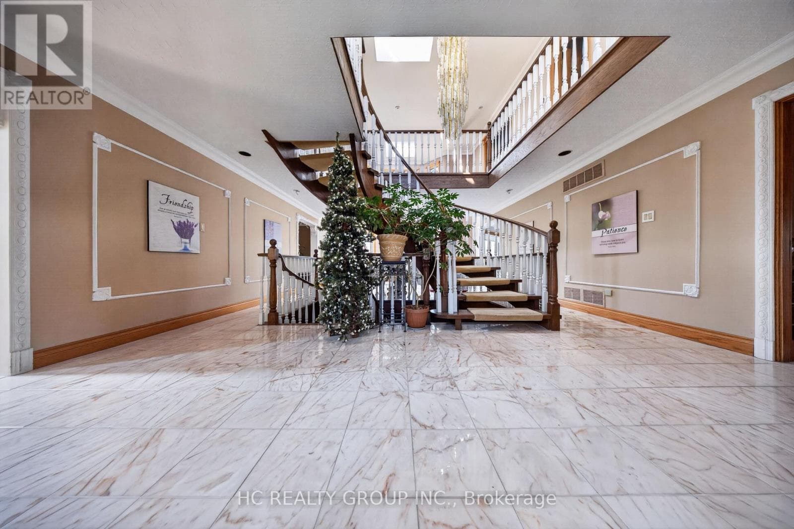 9 FORSON COURT photo 4