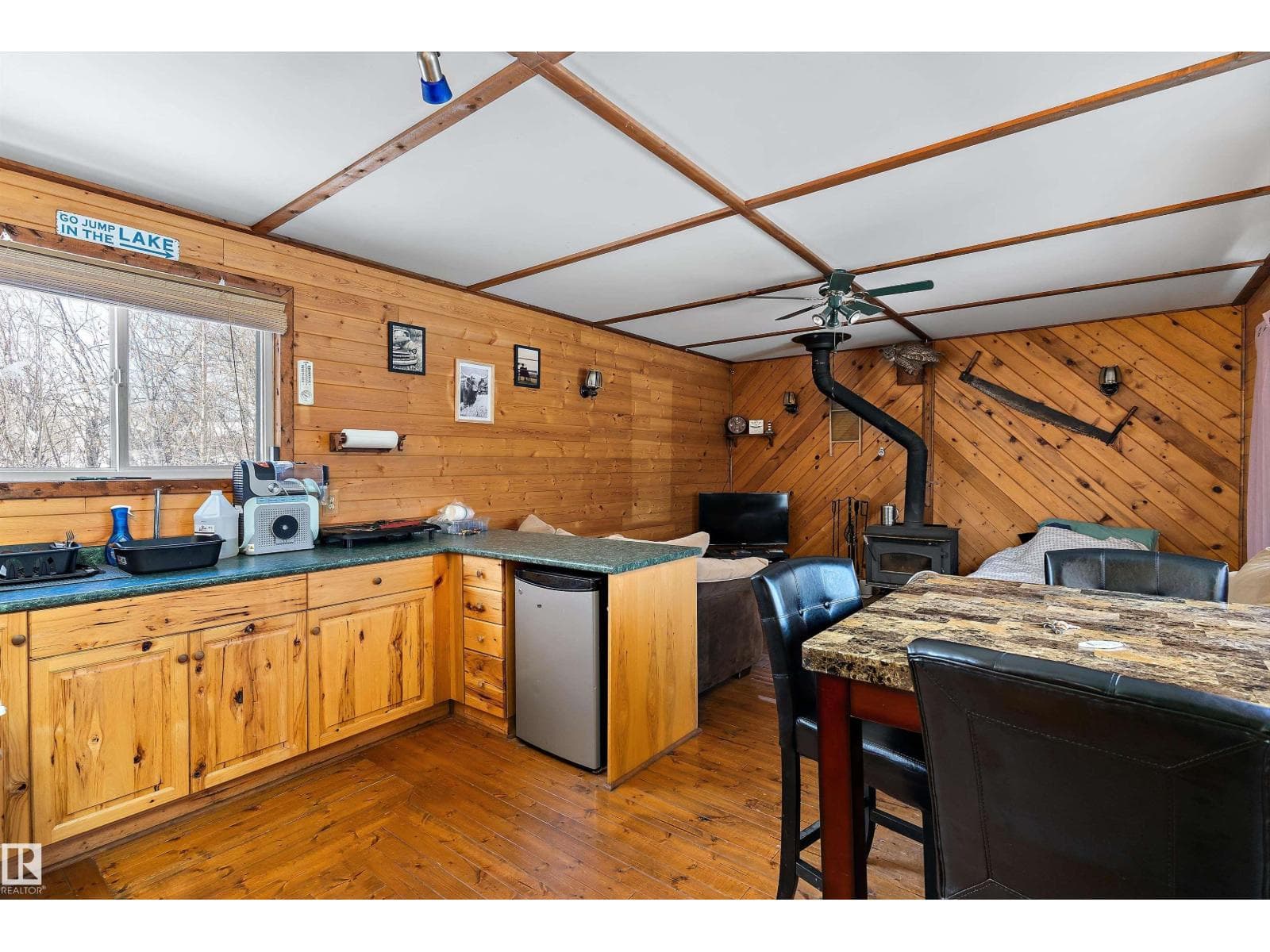 #102 5124 TWP ROAD 554 photo 3