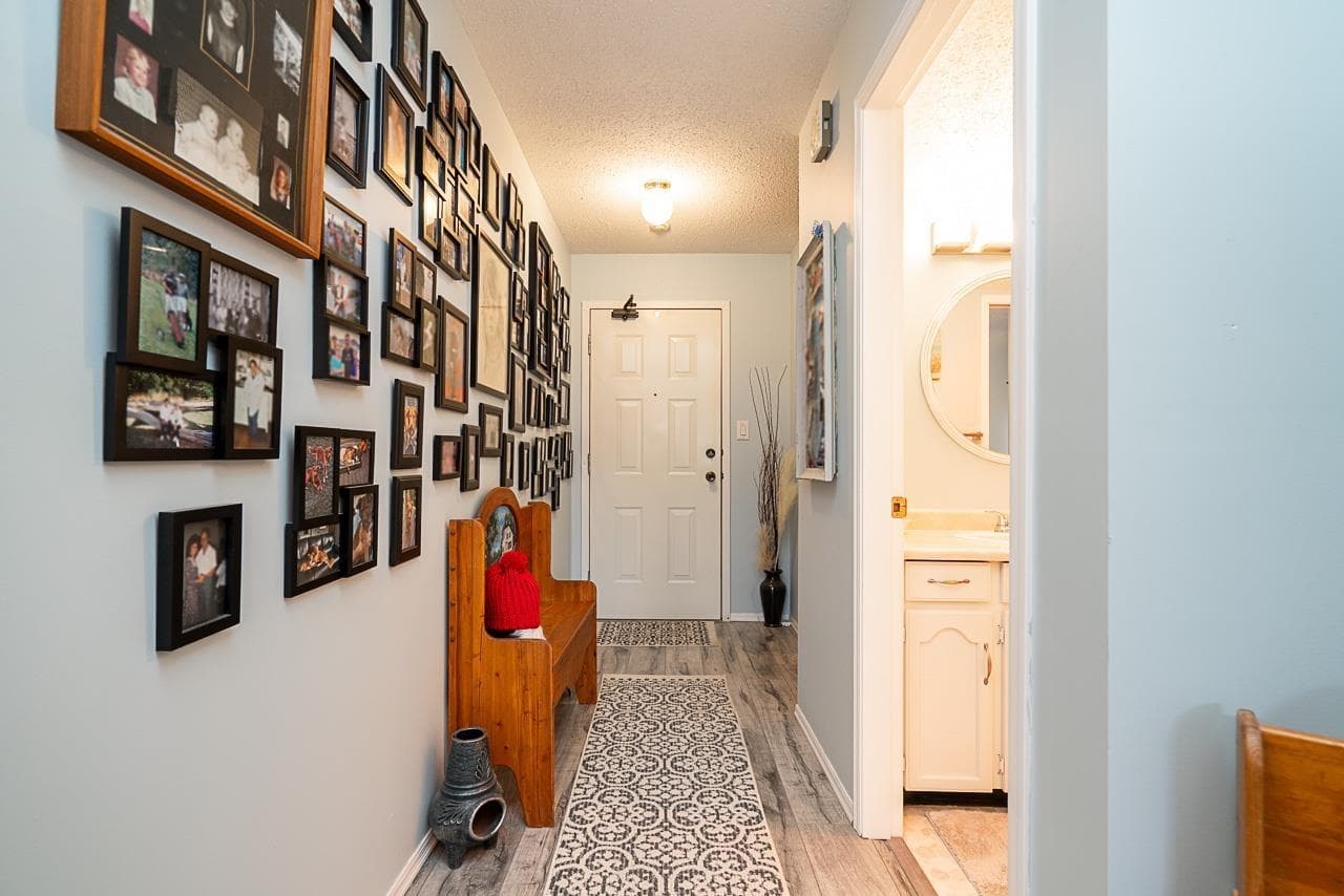 216 31850 UNION AVENUE photo 5