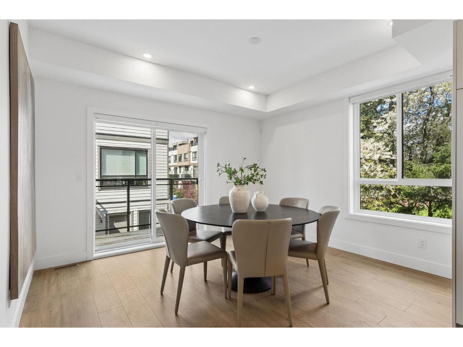 7 19667 55A AVENUE photo 4