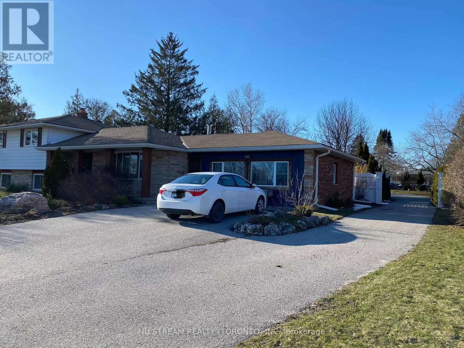 552 BIG BAY POINT ROAD photo 2