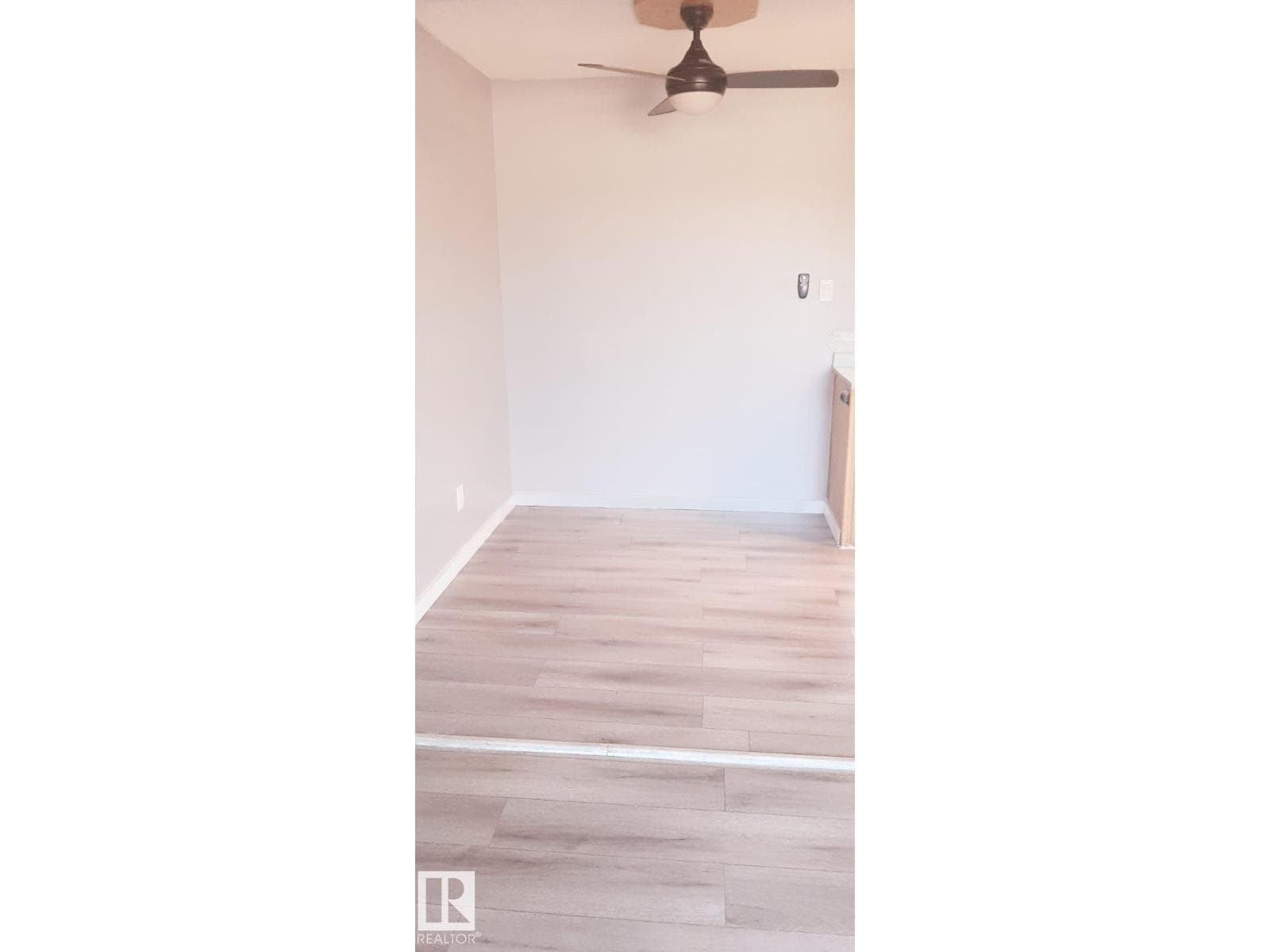 #307 6307 118 Ave NW photo 5