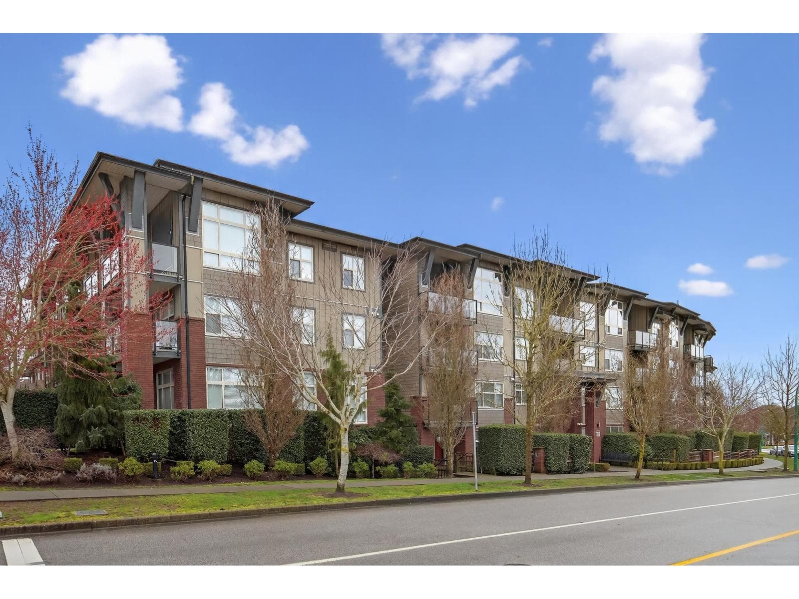 101 19201 66A AVENUE photo 4