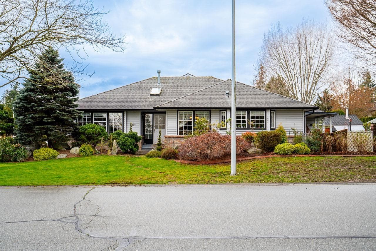 6167 189 STREET photo 4