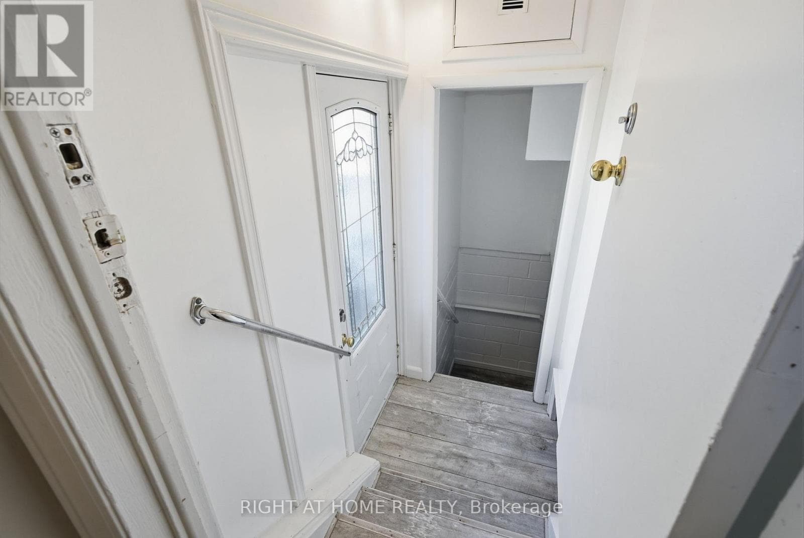708 CARNEGIE AVENUE photo 3
