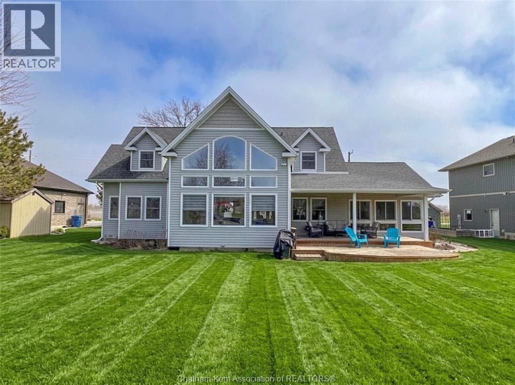 18334 Marine Park DRIVE photo 2