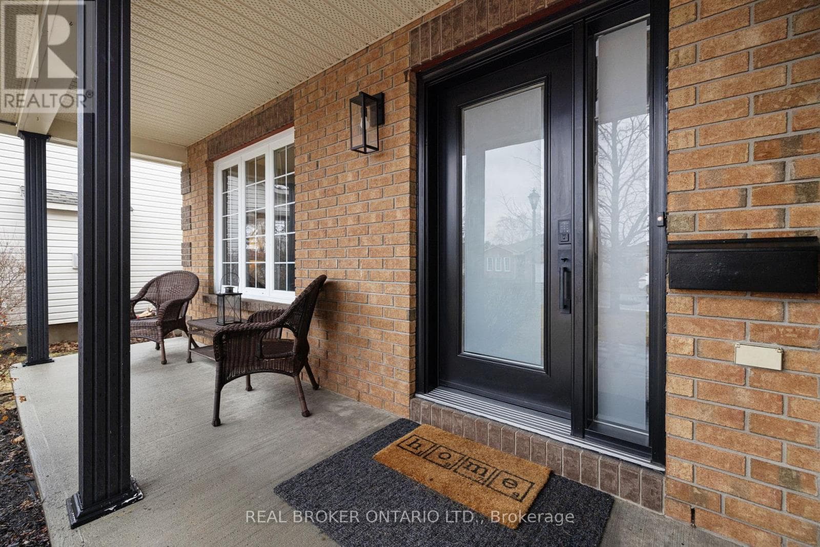 527 JOSEPH STREET photo 3