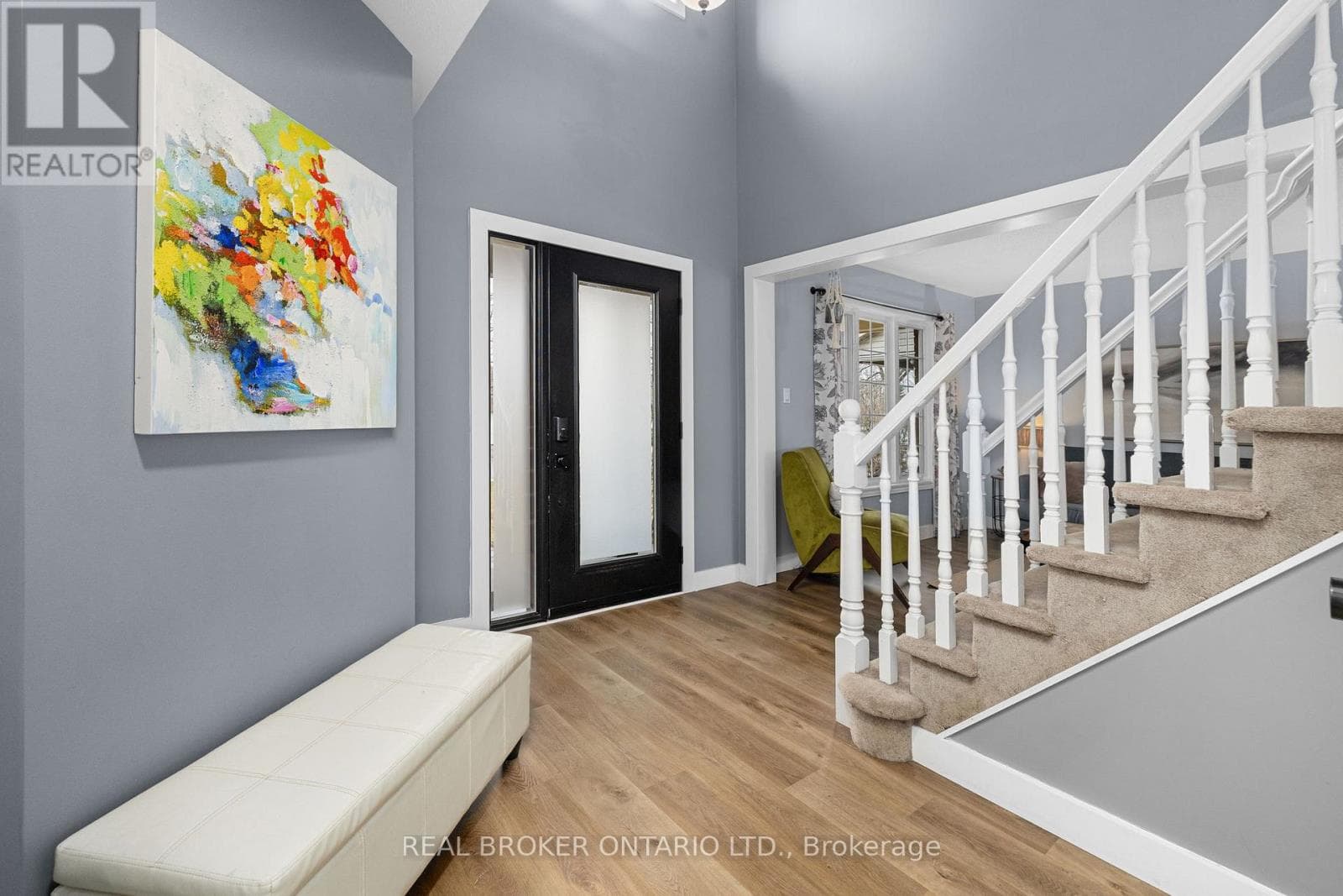 527 JOSEPH STREET photo 4