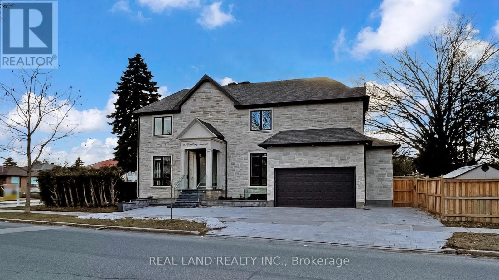 180 GOULDING AVENUE photo 2
