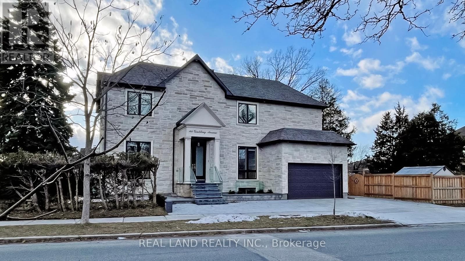 180 GOULDING AVENUE photo 3