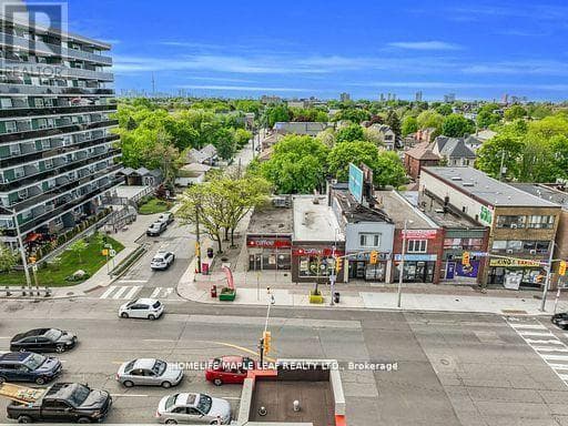 1471 EGLINTON AVENUE W photo 5