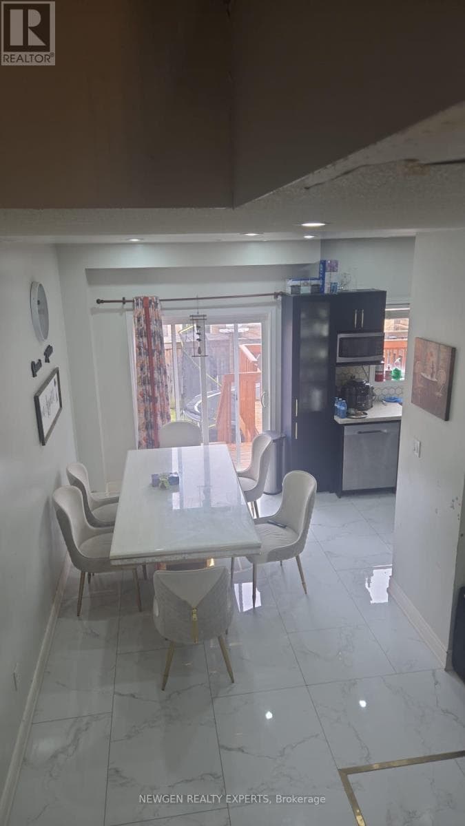 22 FRENCHPARK CIRCLE photo 5