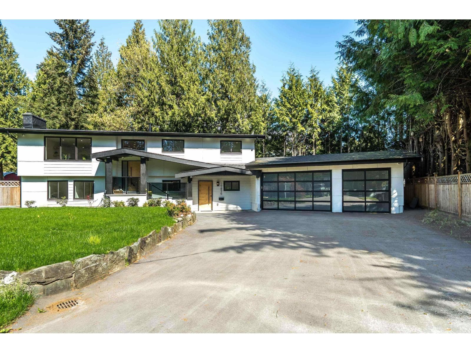 19895 38B AVENUE photo 2