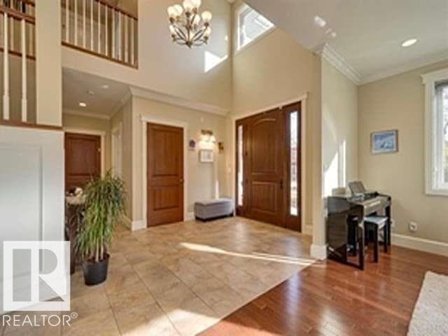 10836 130 Street NW photo 3