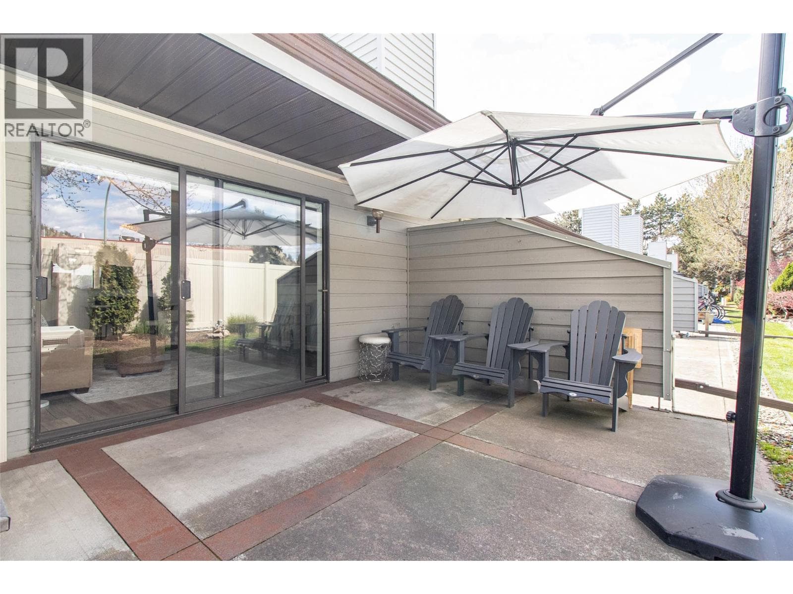 1765 Leckie Road Unit# 115 photo 2