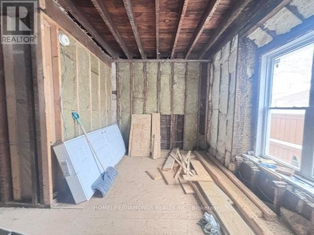 4908 ST. LAWRENCE AVENUE photo 4