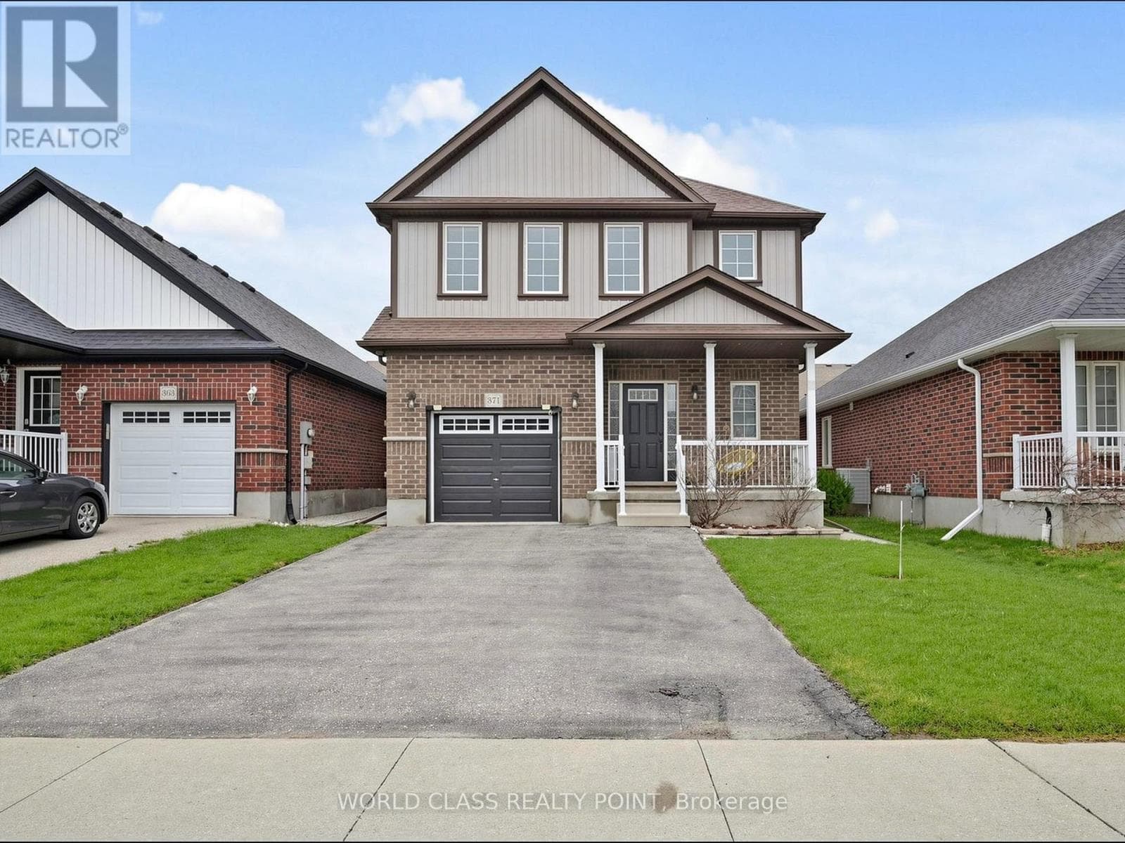 3 bed 3 bath single family at 371 FINORO CRESCENT — $799,000