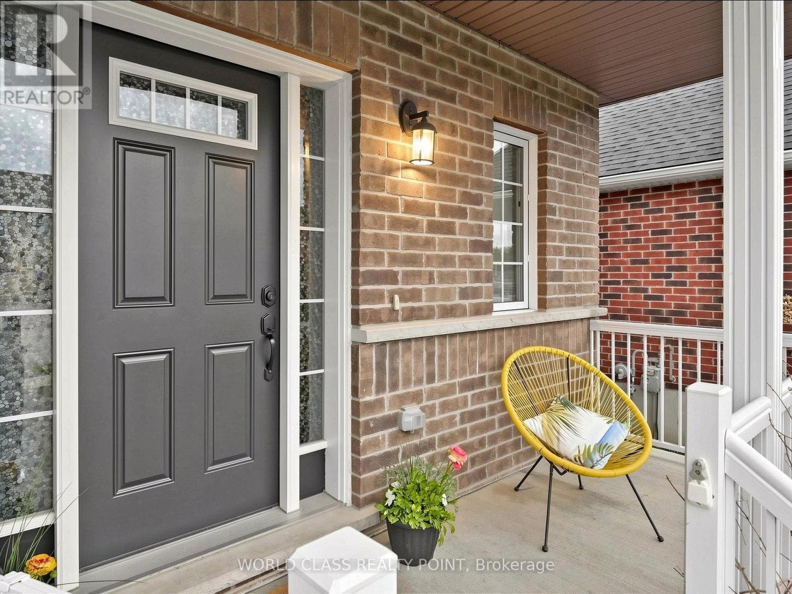 371 FINORO CRESCENT photo 4