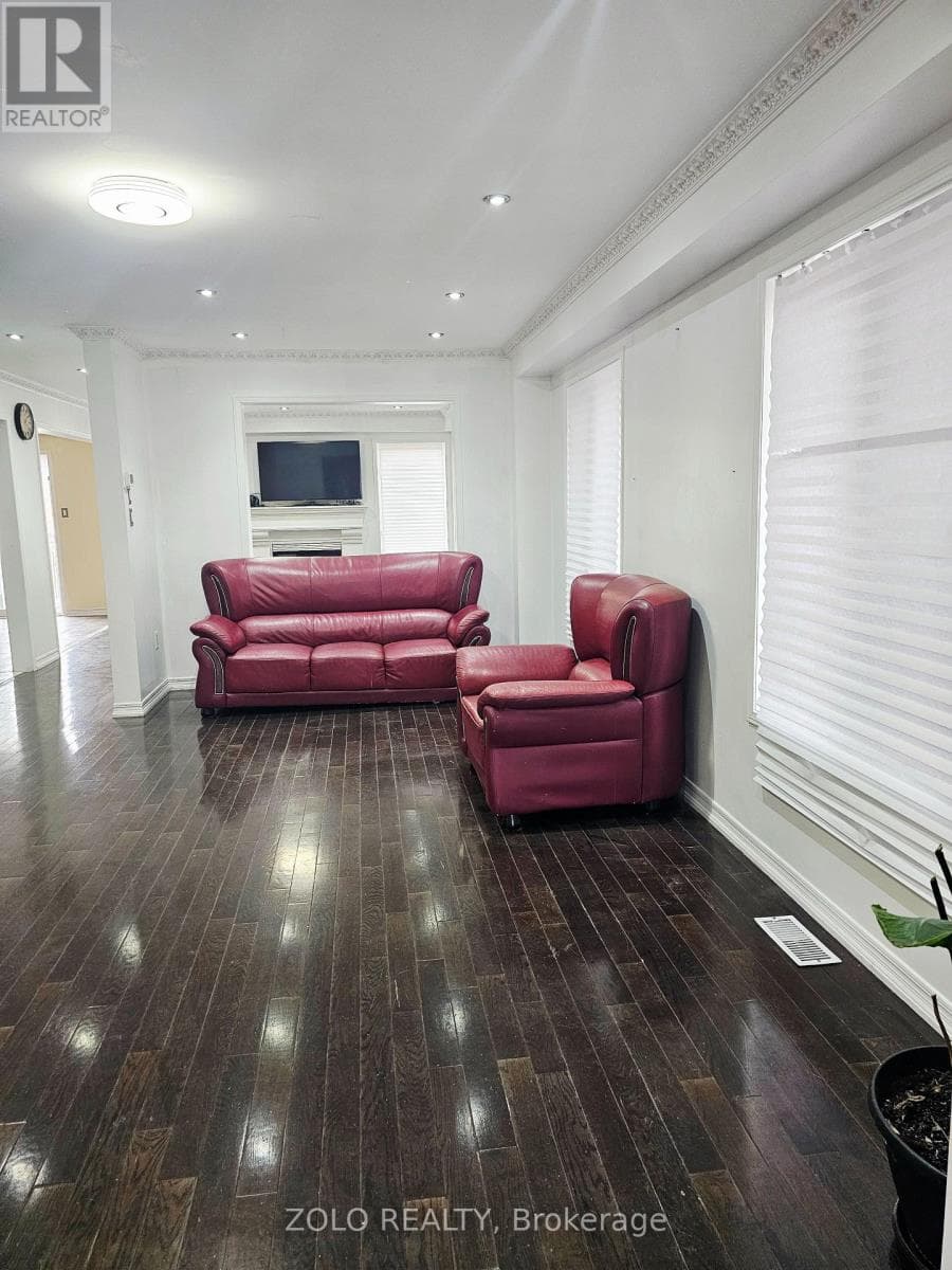 39 ATHERTON AVENUE photo 2