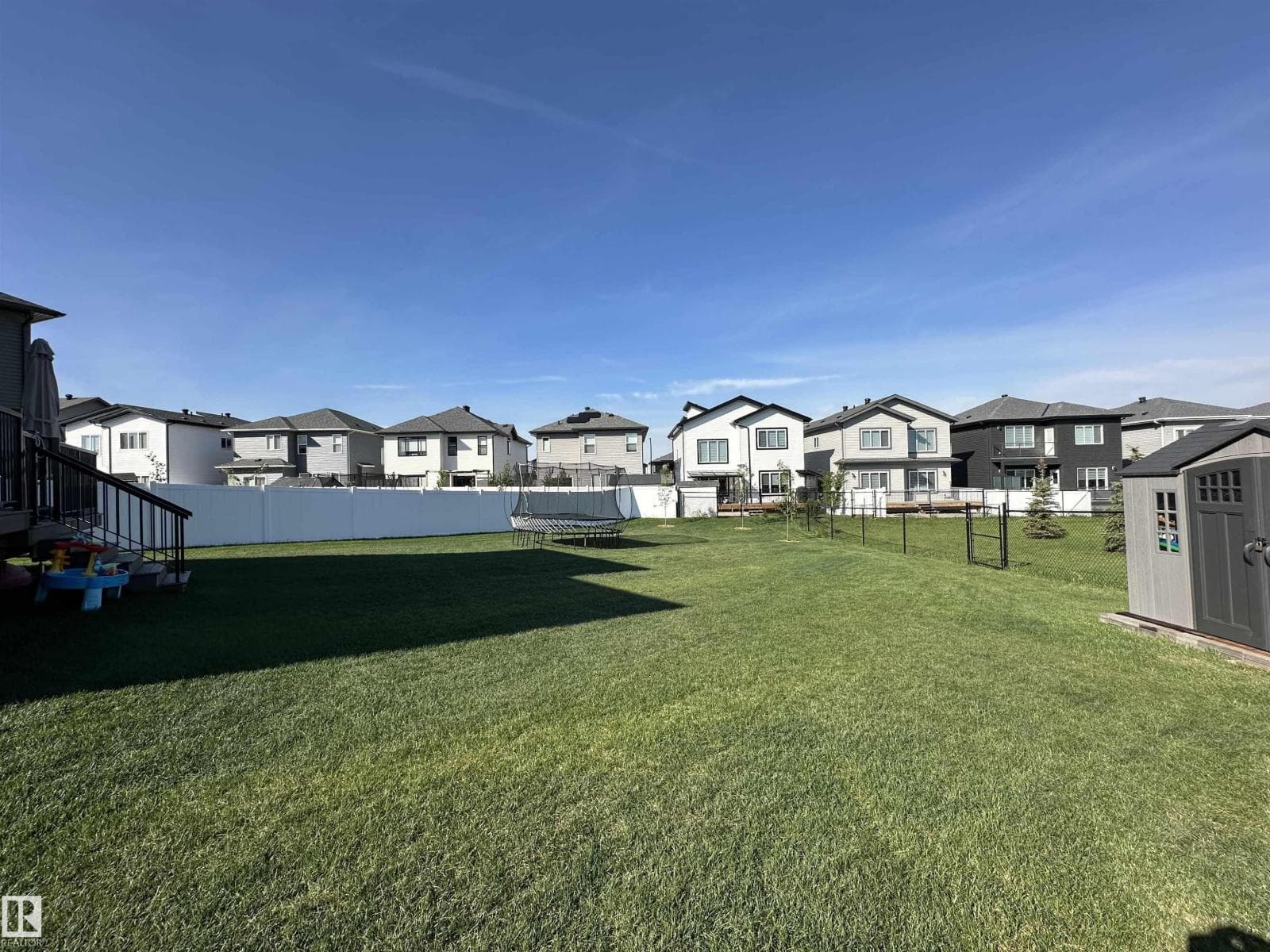 18 ELDERBERRY PT photo 2