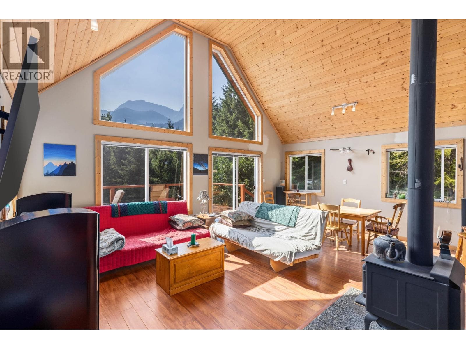 2873 BLACKWATER ROAD photo 3