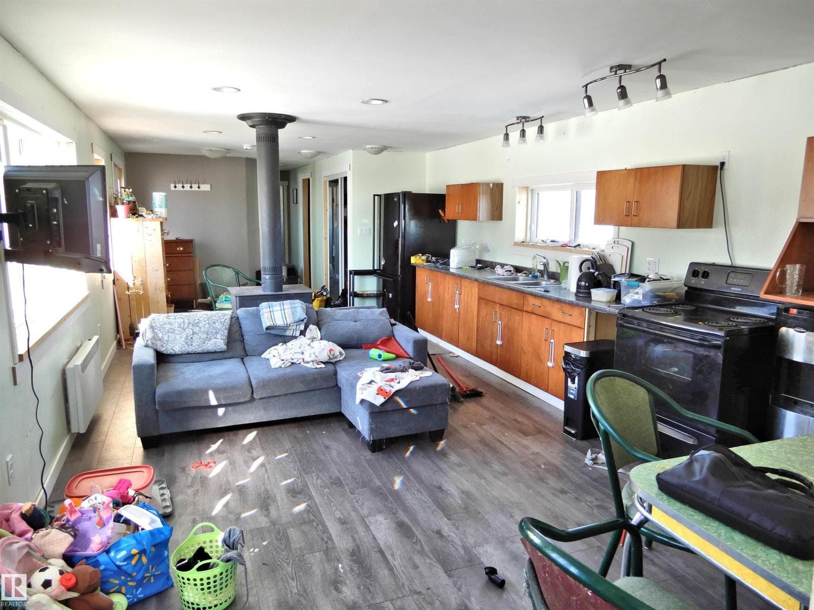 56523 RGE ROAD 12 photo 3