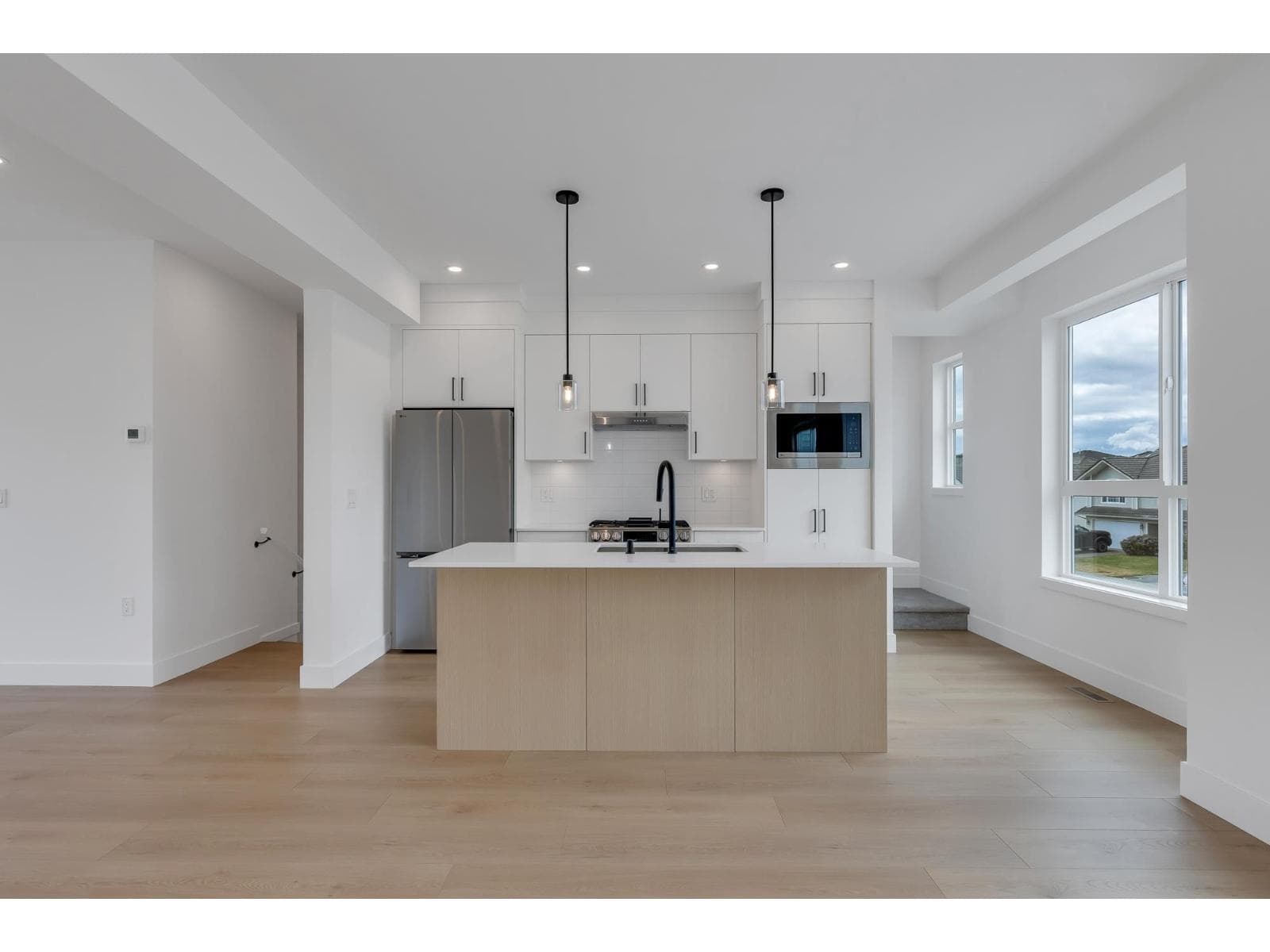 3 bed 3 bath single family at 19 30501 ROBIN DRIVE — $729,000