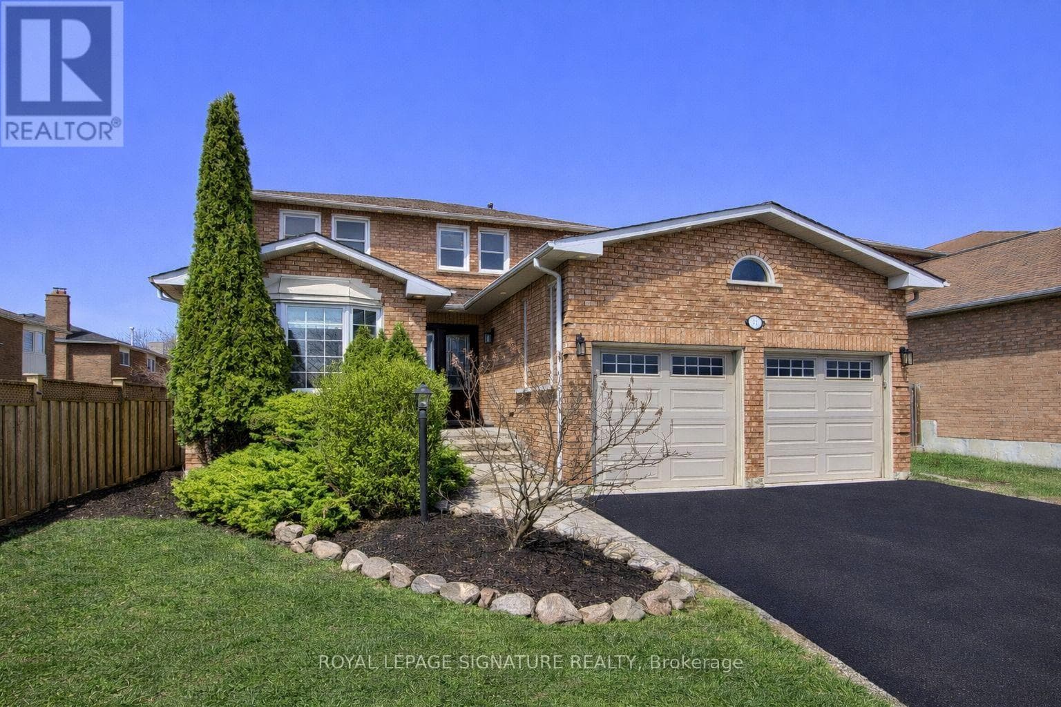 43 FALSTAFF CRESCENT photo 2