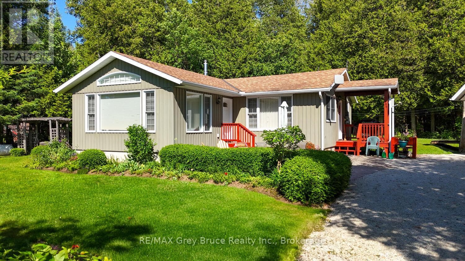 3 bed 3 bath single family at 186 HOPE BAY ROAD — $997,500
