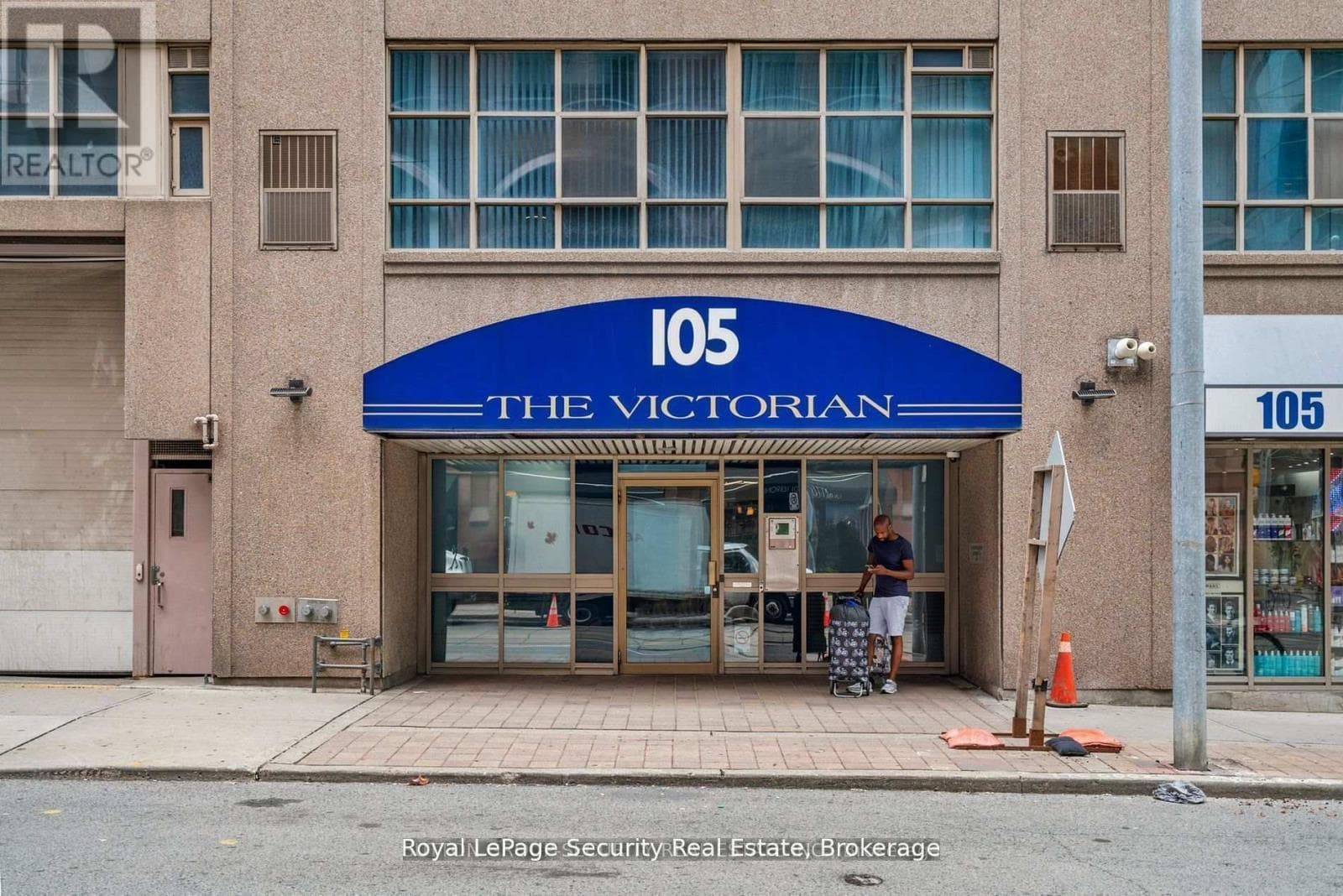 908 - 105 VICTORIA STREET photo 4