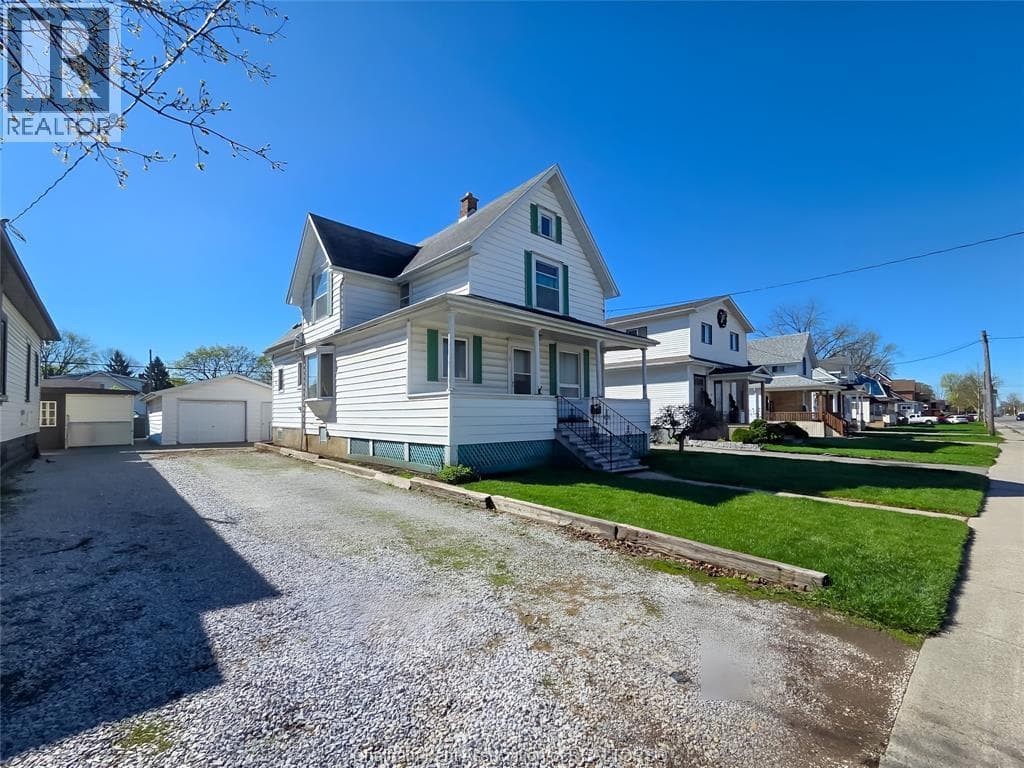 34 Park AVENUE West photo 2