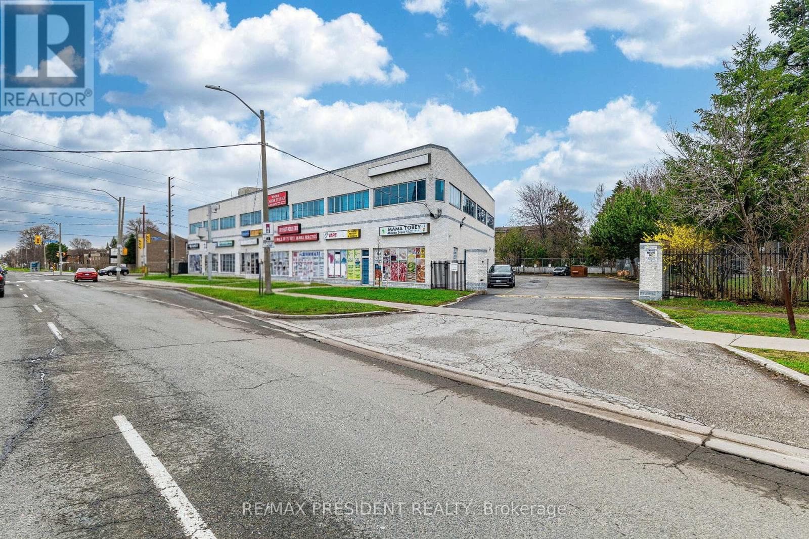 1625 ALBION ROAD photo 2