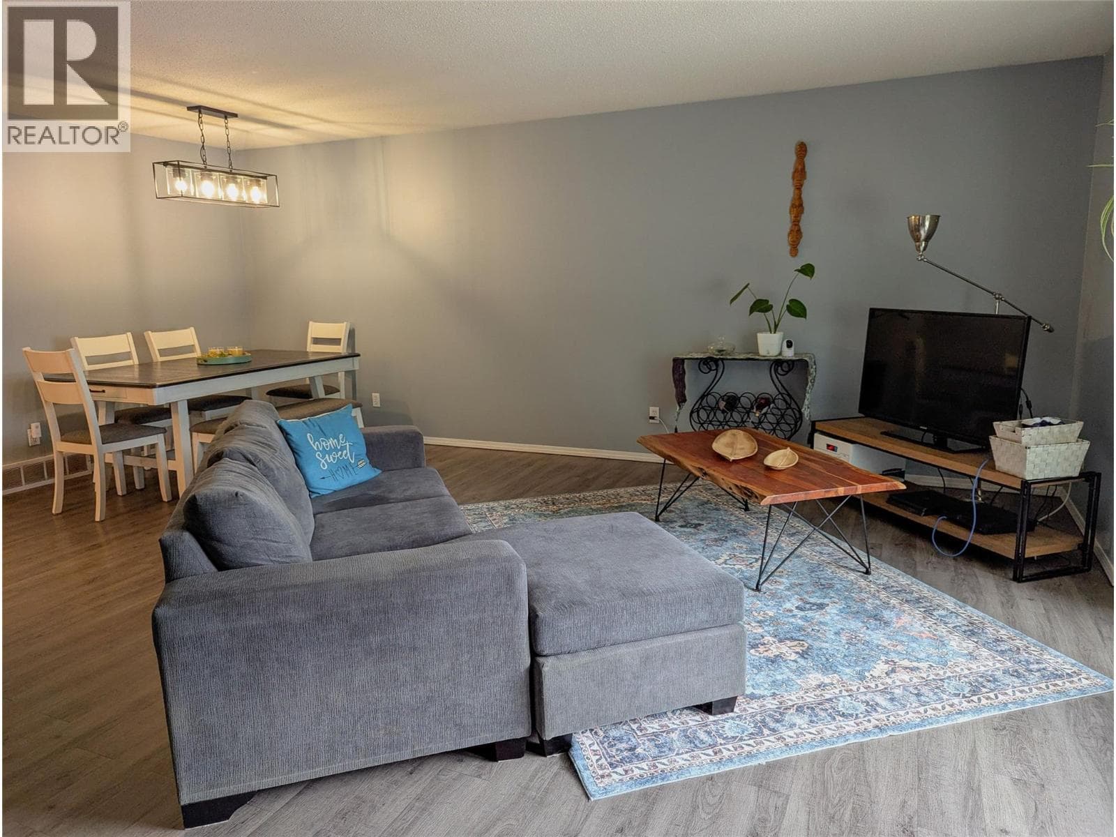 710 Ivy Street photo 5